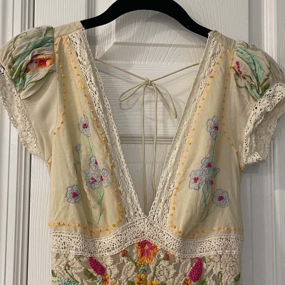 Free People Hibiscus Heaven Cream Embroidered Maxi Dress in size XS - Picture 8 of 11